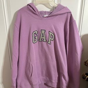 GAP Sweatshirt